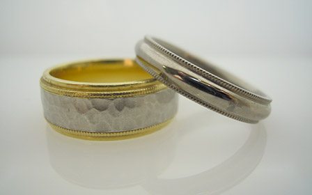 Traditional Mens' Wedding Bands